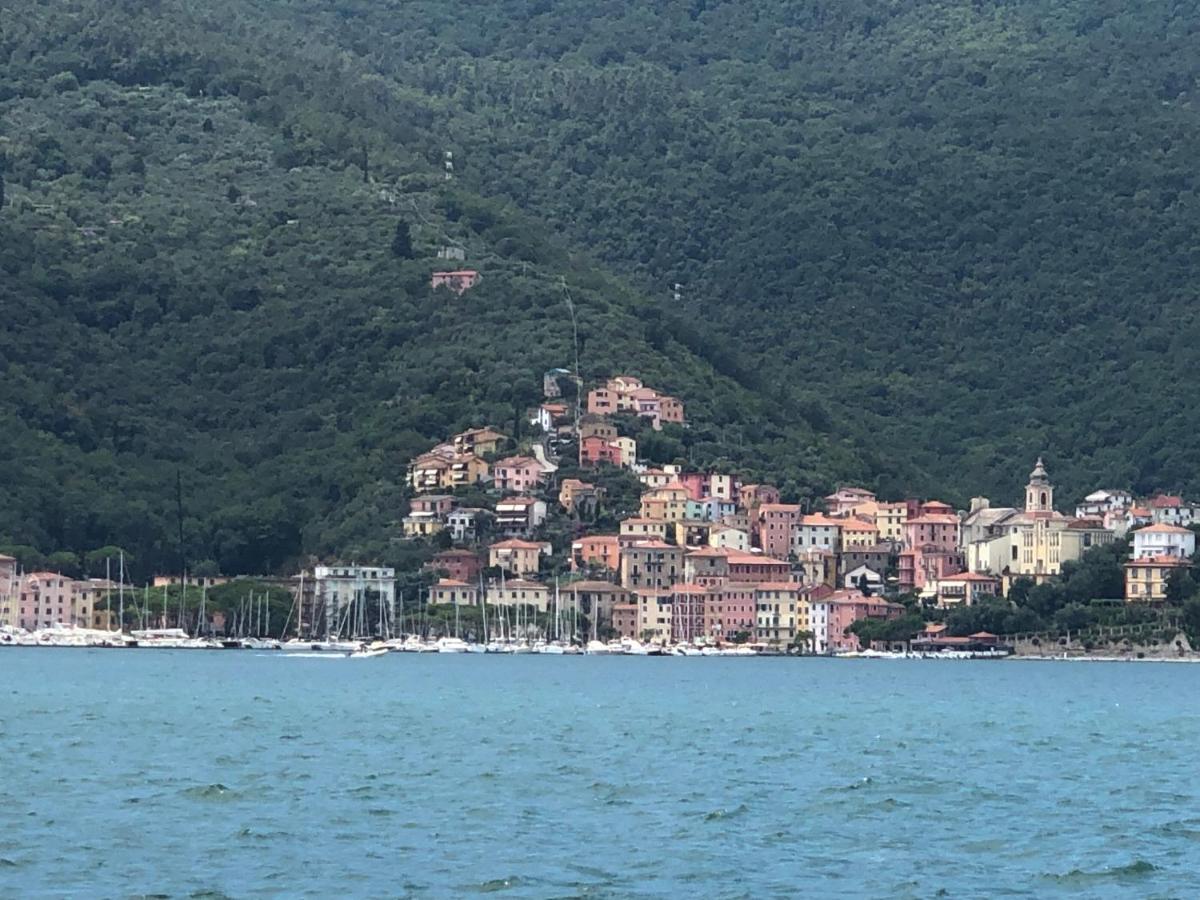 La Magia Nel Borgo Lägenhet Fezzano  Exteriör bild